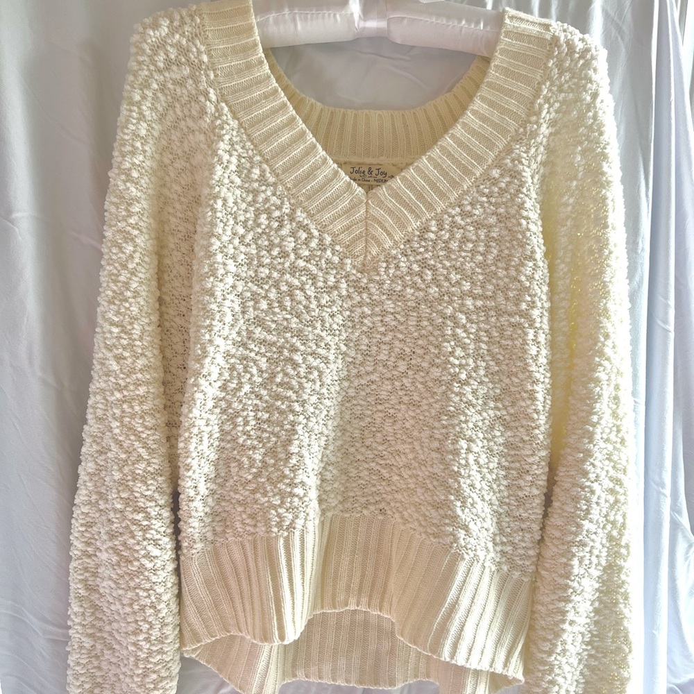 Oversized, White V-Neck Sweater